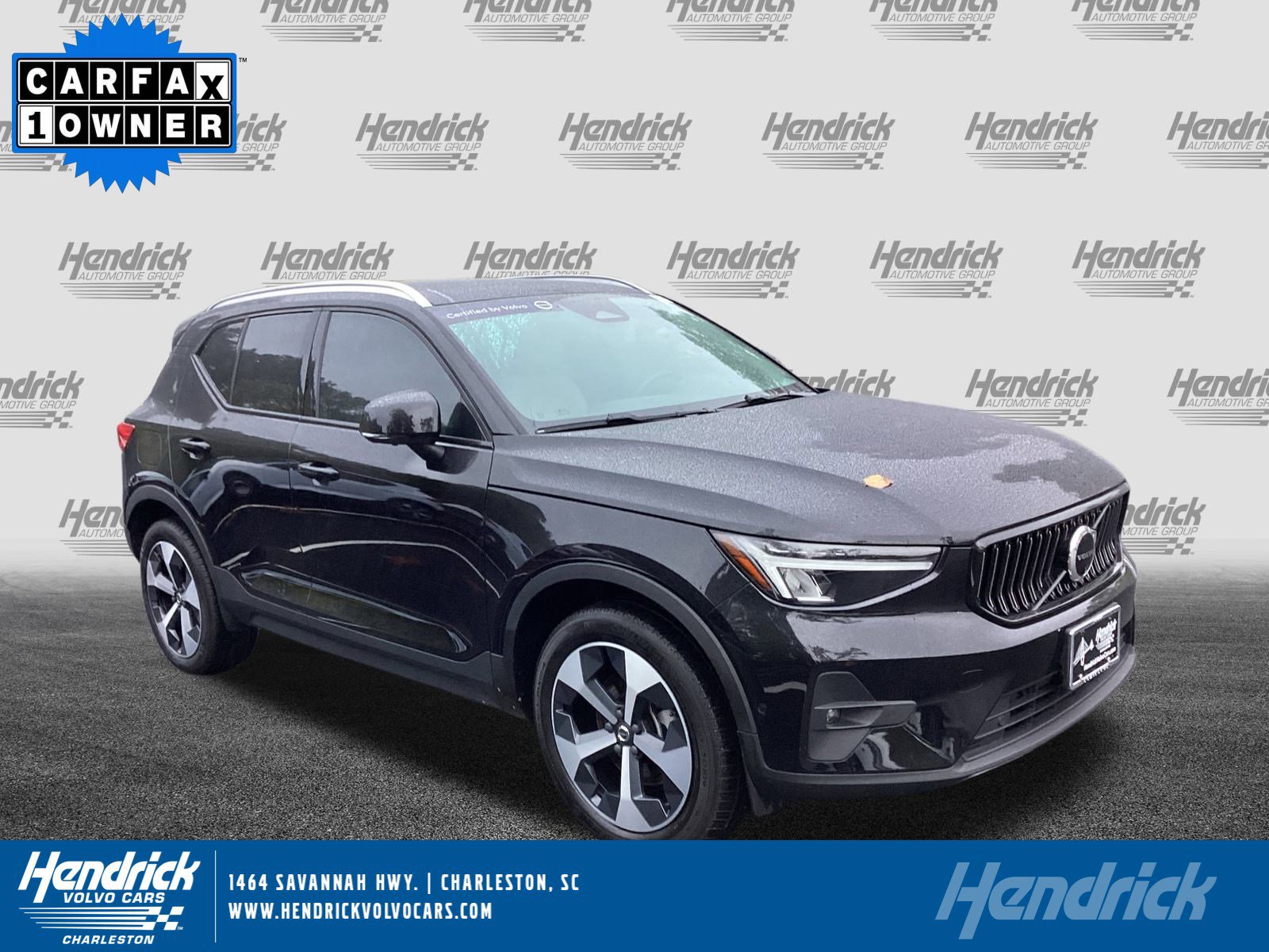2024 Volvo XC40 Plus's photo