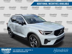 2026 Volvo XC40 B4 Core FWD SUV