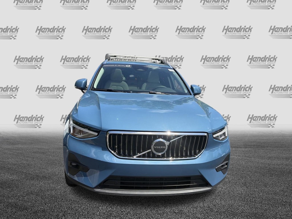 Certified 2023 Volvo XC40 Plus Bright Theme SUV
