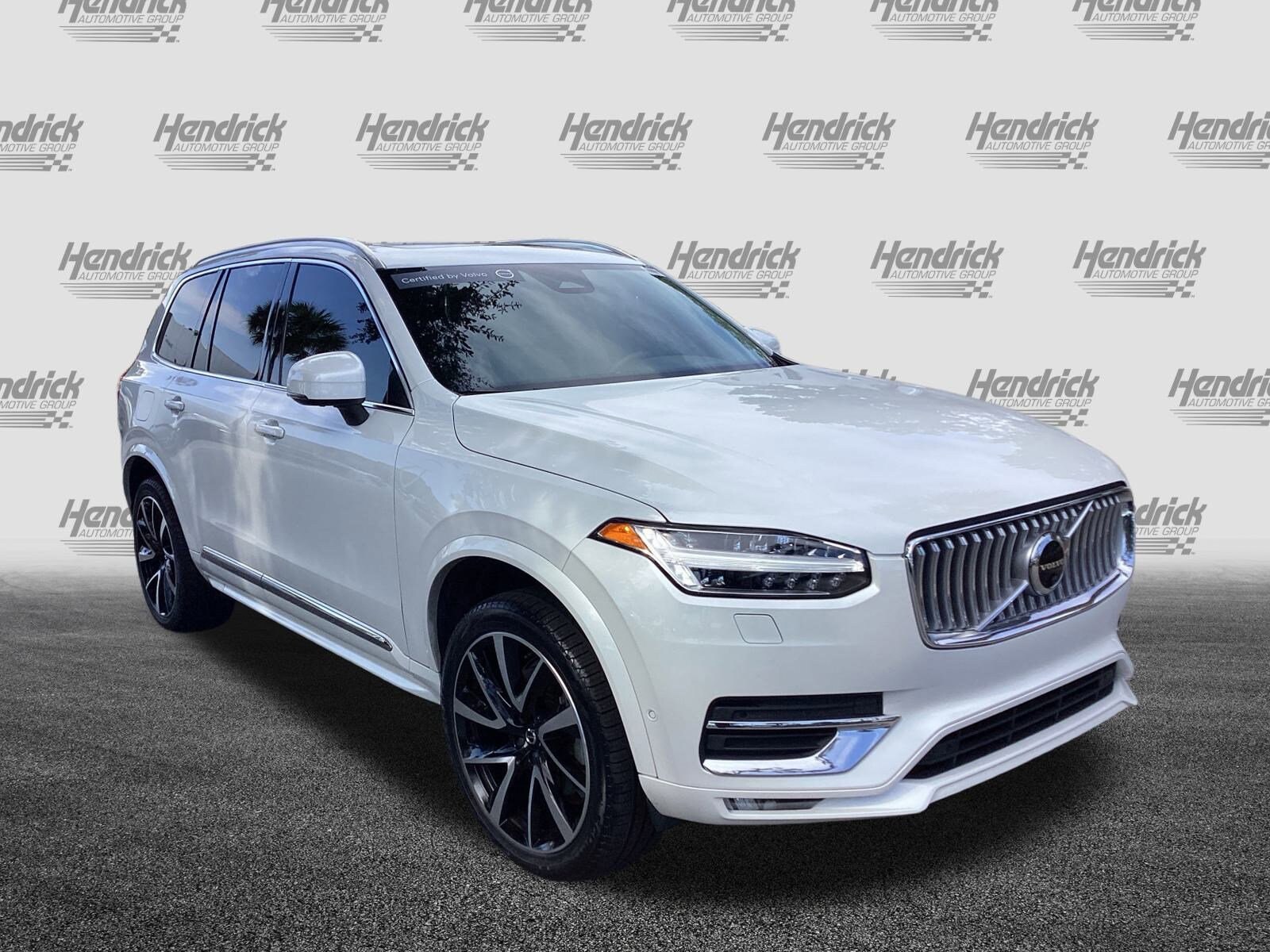 2023 Volvo XC90 Plus photo 2