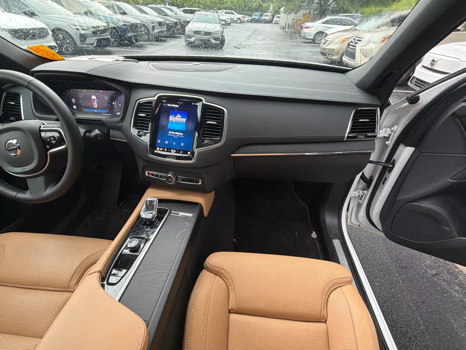 Volvo XC90 Ultimate Bright Theme