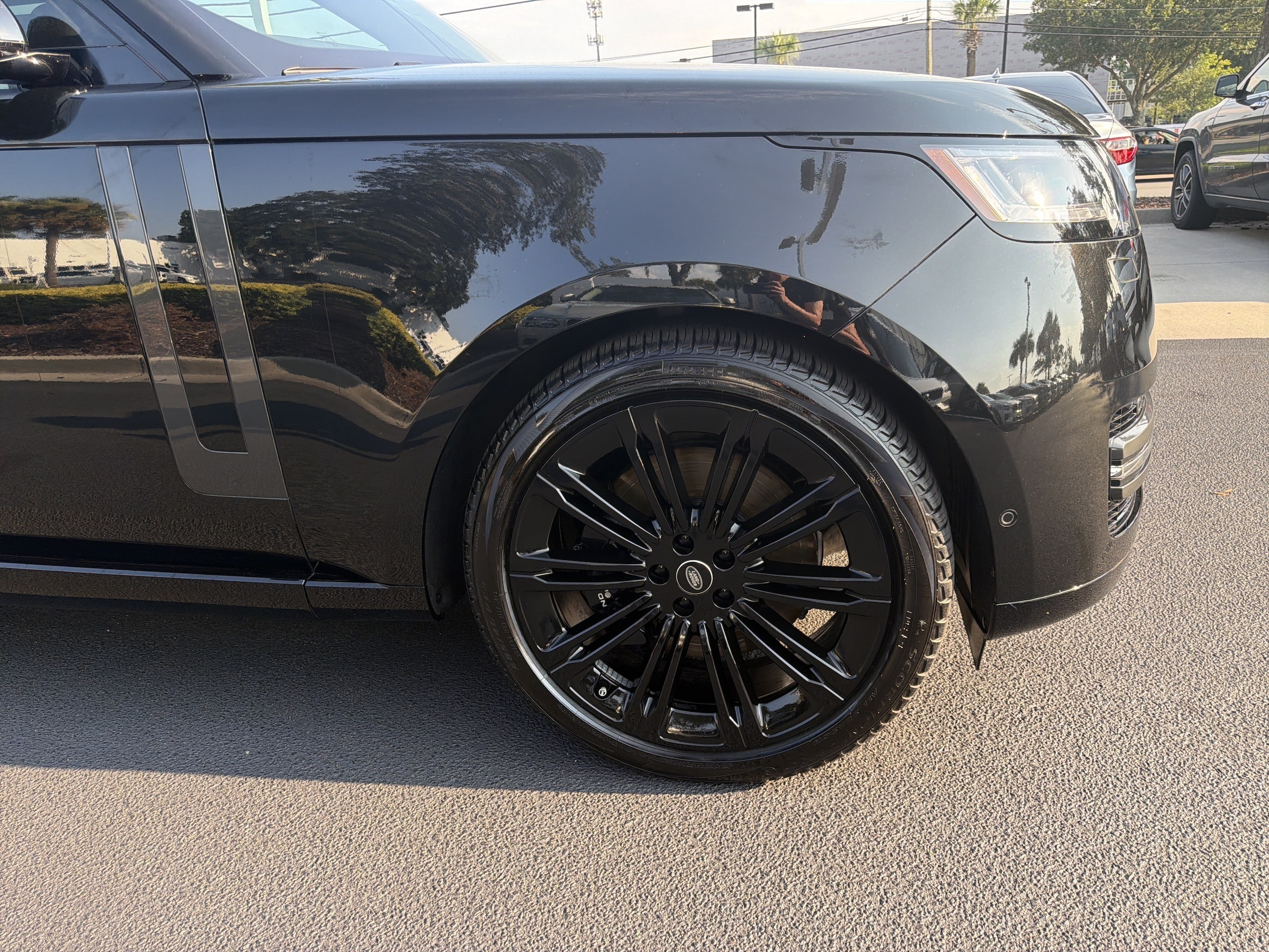2024 Land Rover Range Rover SE - Photo 13
