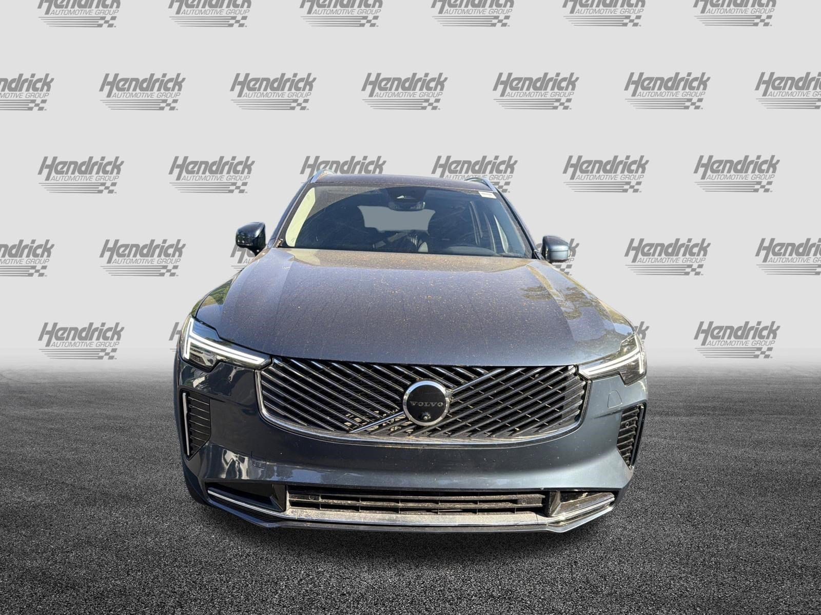 2025 Volvo XC90 Plus photo 2