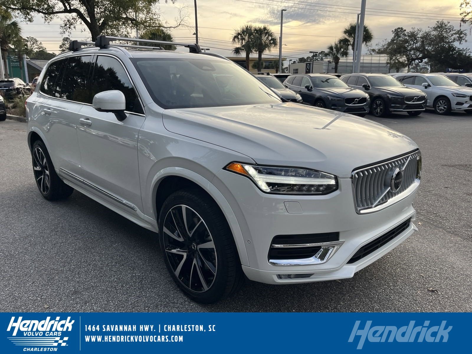 2025 Volvo XC90 SUV 