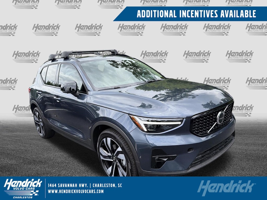 New 2026 Volvo XC40 B5 Ultra SUV