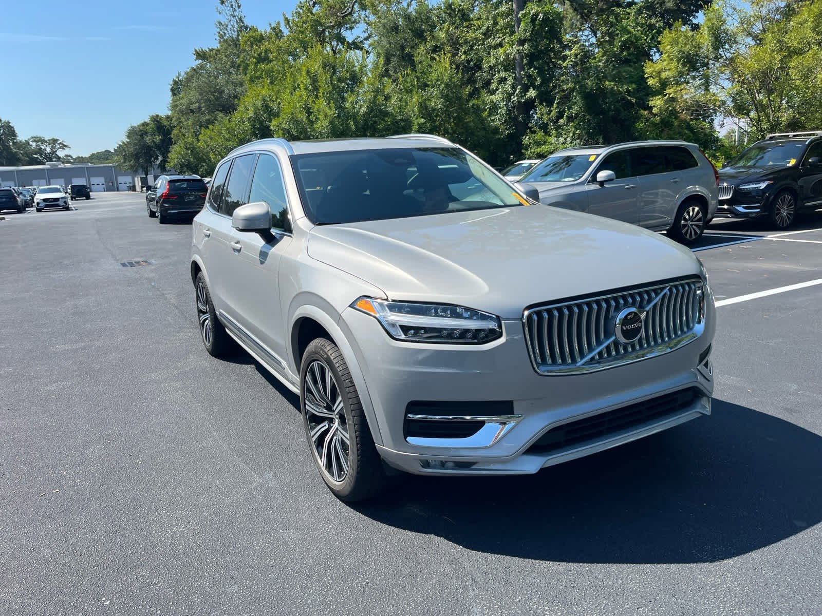 2025 Volvo XC90 Core