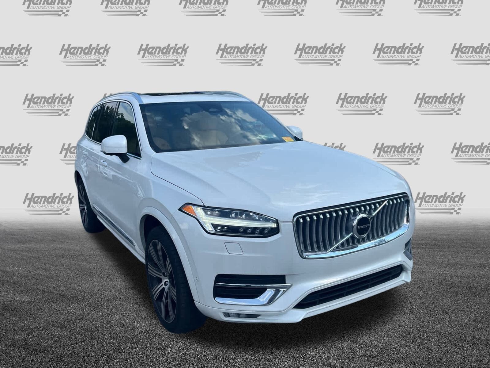 2023 Volvo XC90 Ultimate photo 2