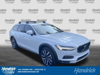 2026 Volvo V90 Cross Country B6 Ultra Wagon