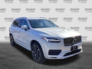 2022 Volvo XC90 Momentum SUV