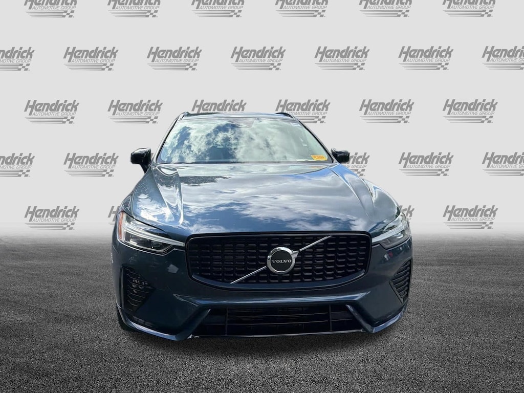 Used 2024 Volvo XC60 Core Dark Theme SUV