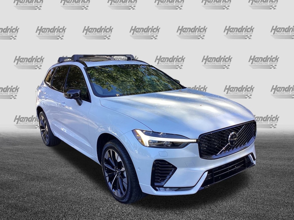 New 2026 Volvo XC60 B5 Plus SUV