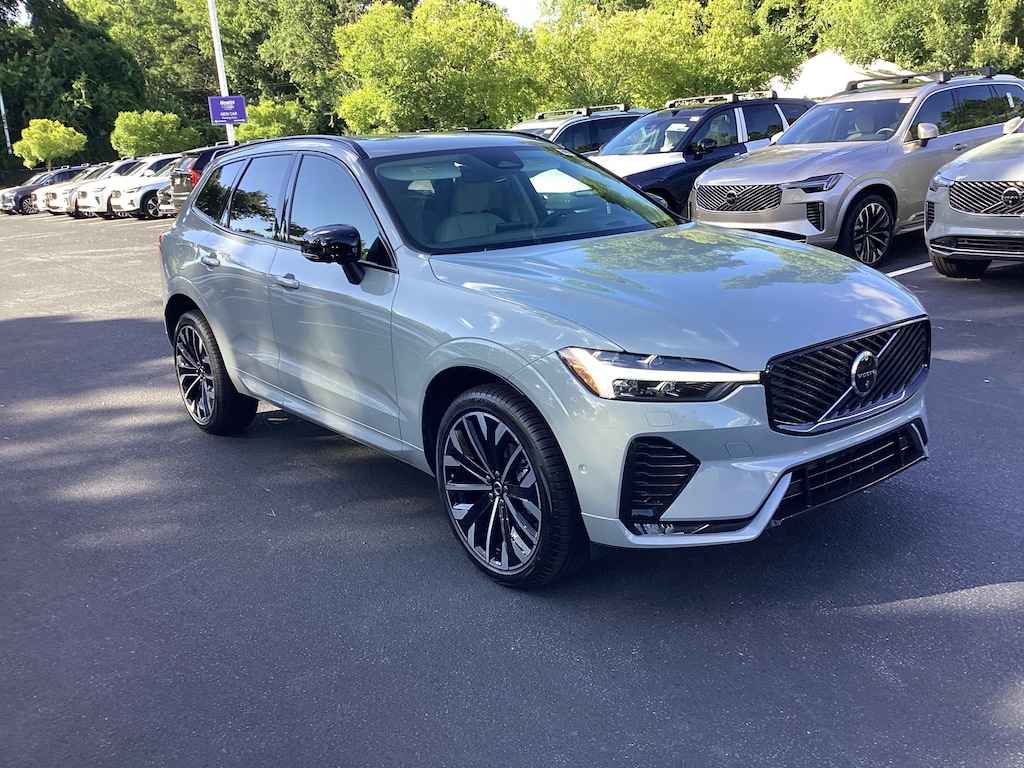 New 2026 Volvo XC60 Ultra SUV