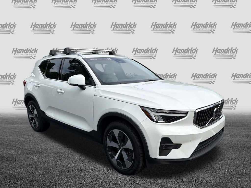 Certified 2023 Volvo XC40 Plus Bright Theme SUV