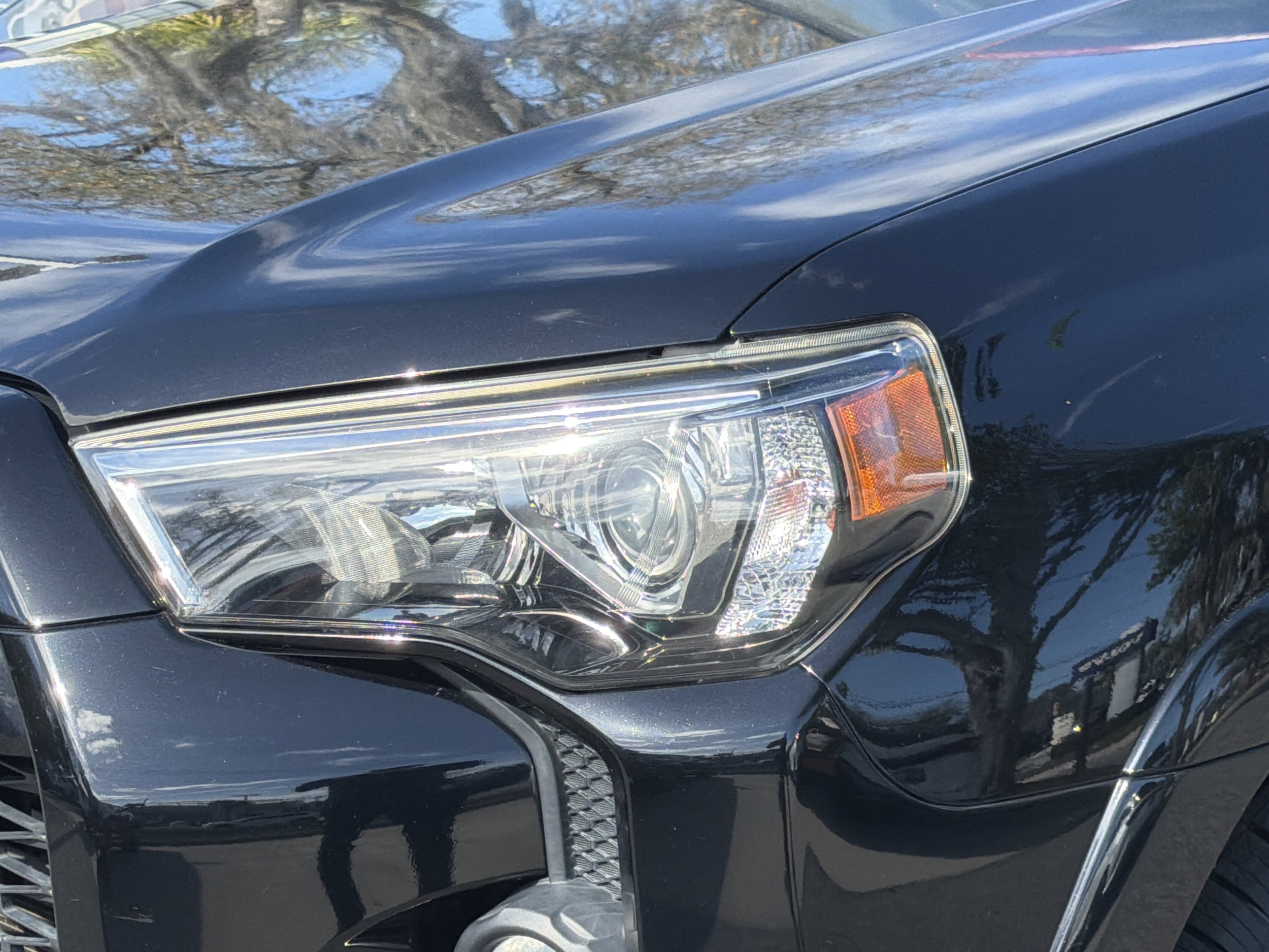 2018 Toyota 4Runner SR5 Premium photo 5