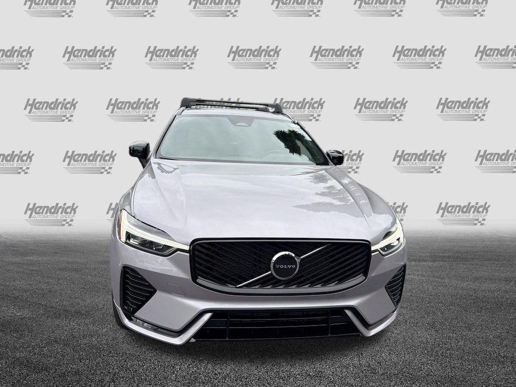 New 2026 Volvo XC60 B5 Core SUV