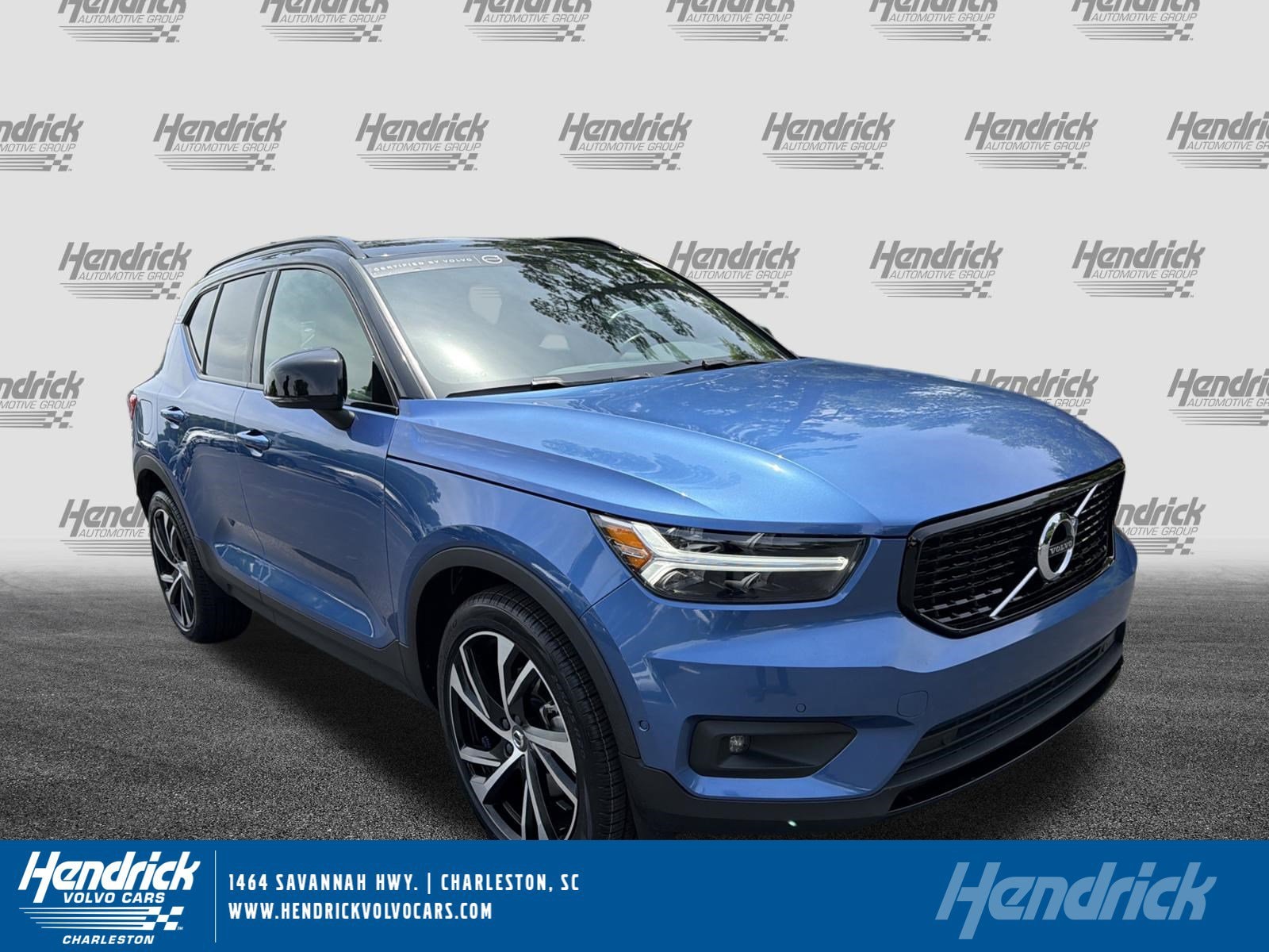 2019 Volvo XC40 T5 R-Design AWD's photo