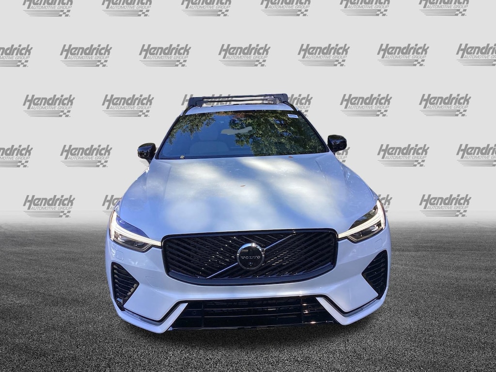 New 2026 Volvo XC60 B5 Plus SUV