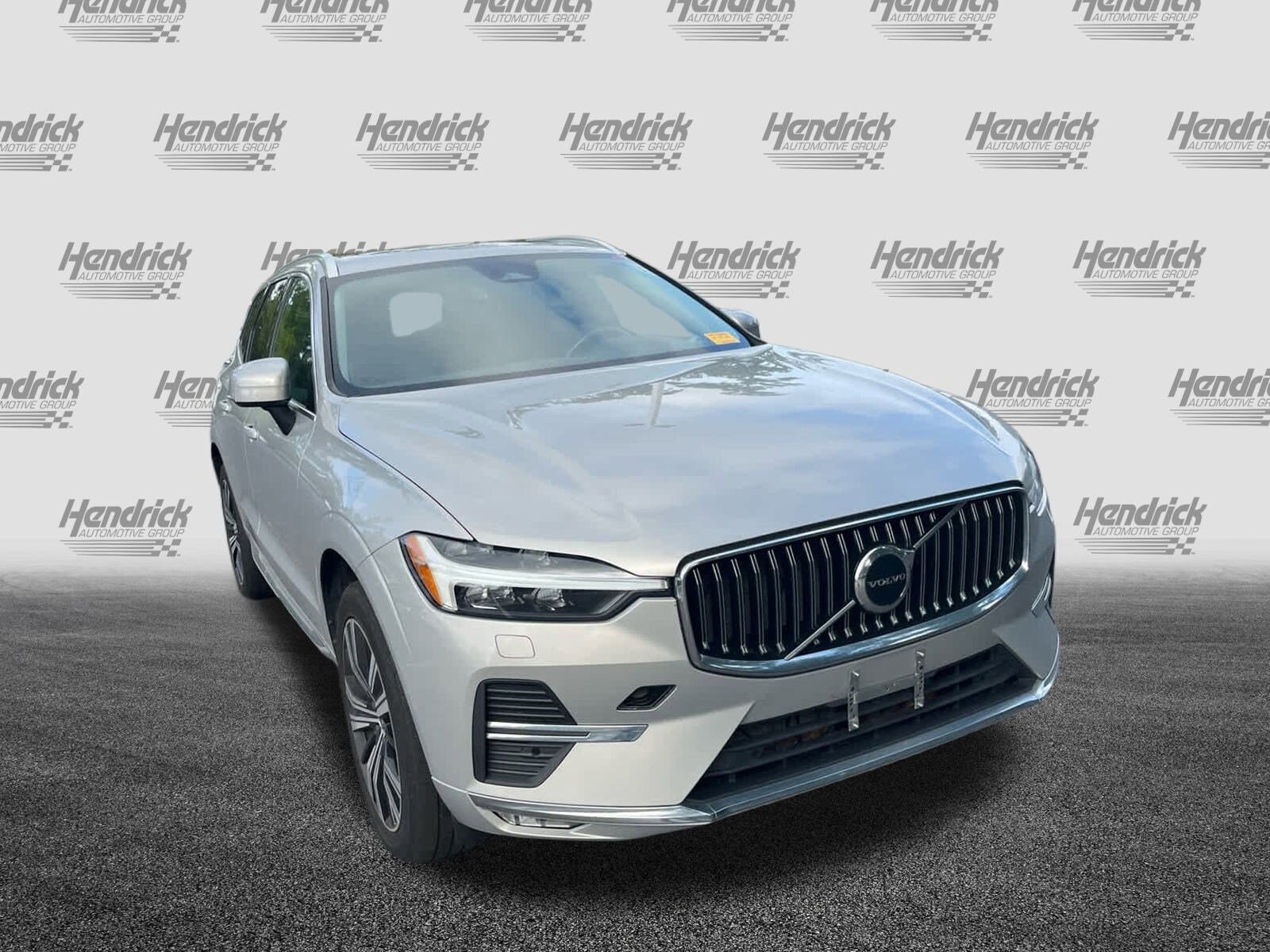 2022 Volvo XC60 Inscription photo 2