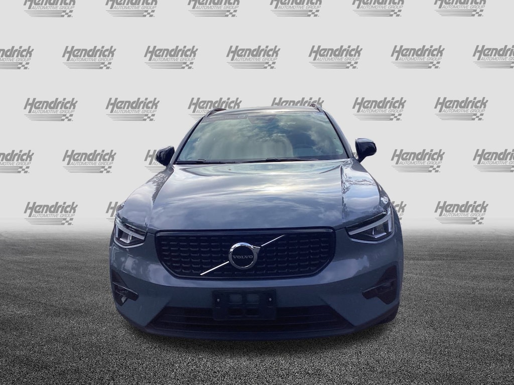 Certified 2023 Volvo XC40 Plus Dark Theme SUV