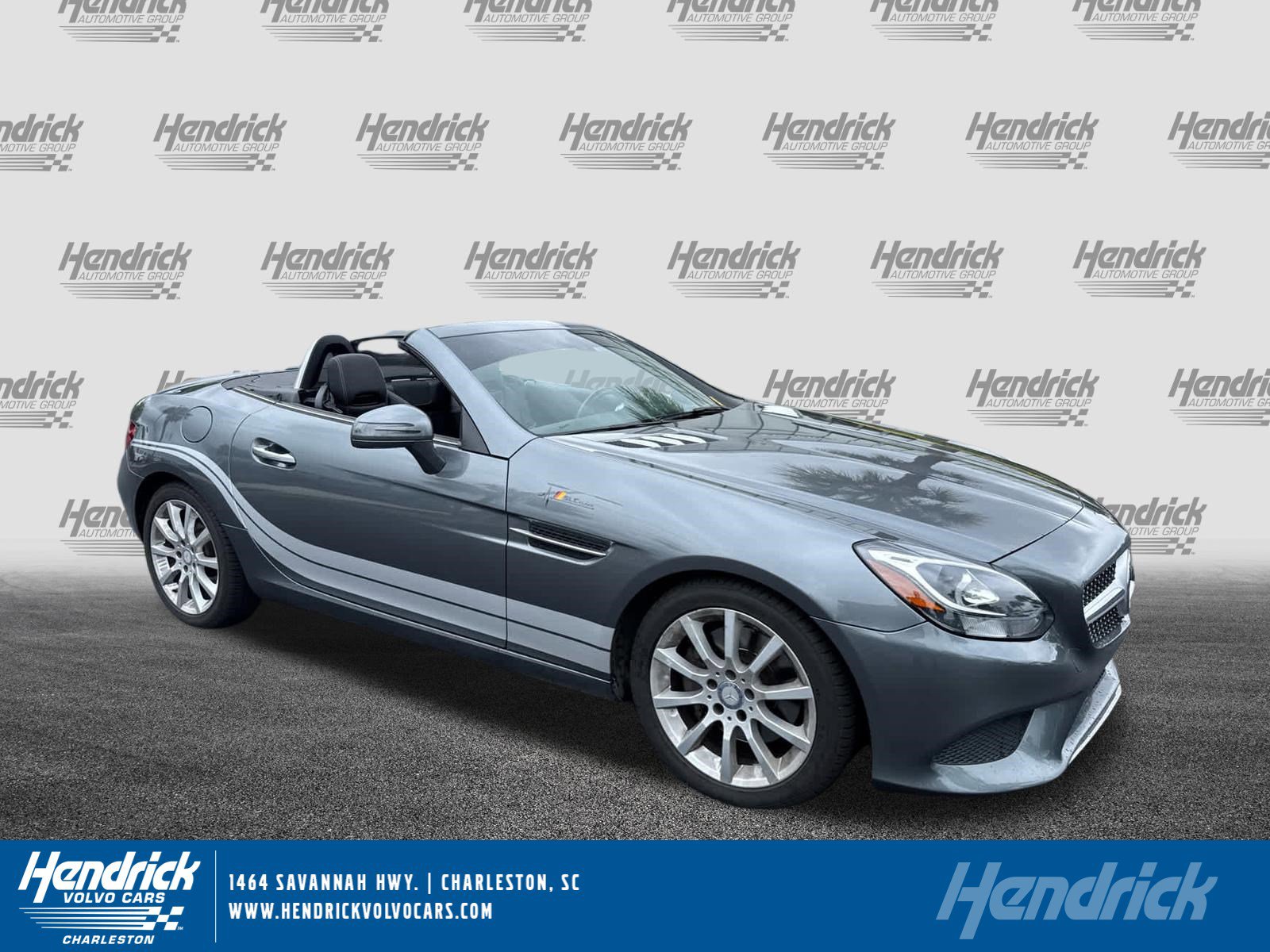 2017 Mercedes-Benz SLC SLC300's photo