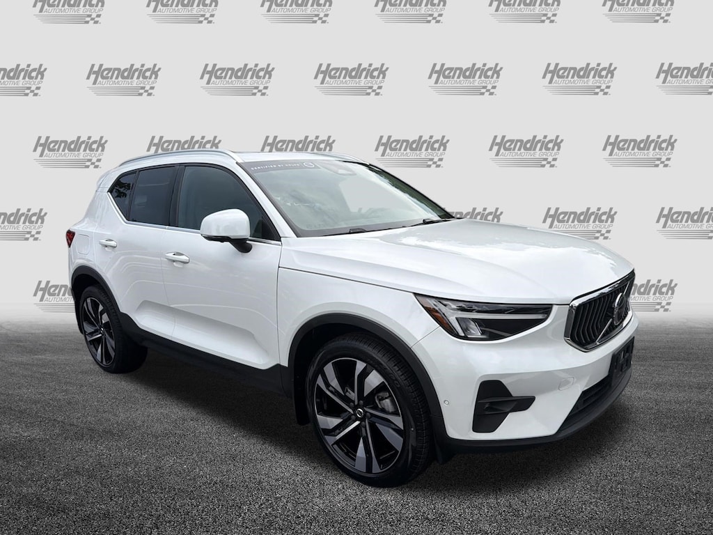 Used 2023 Volvo XC40 Plus Bright Theme SUV