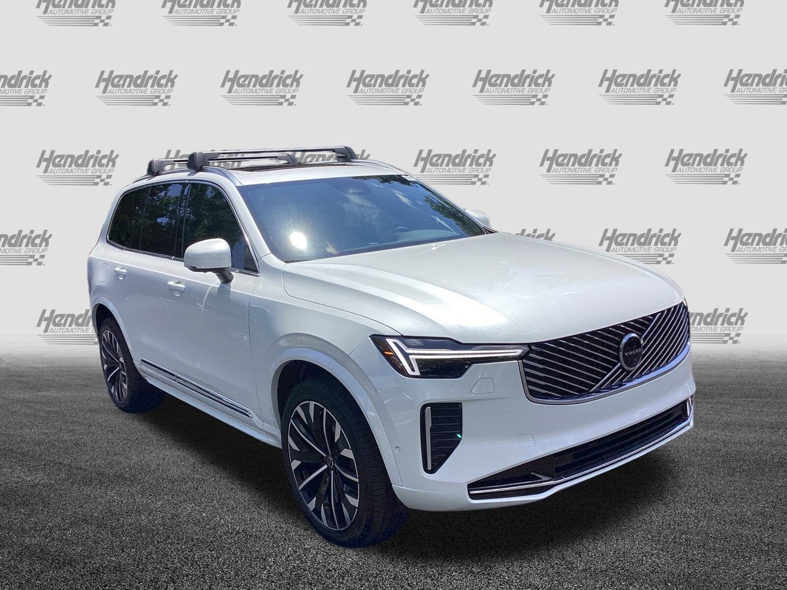 2026 Volvo XC90 Plus photo 2