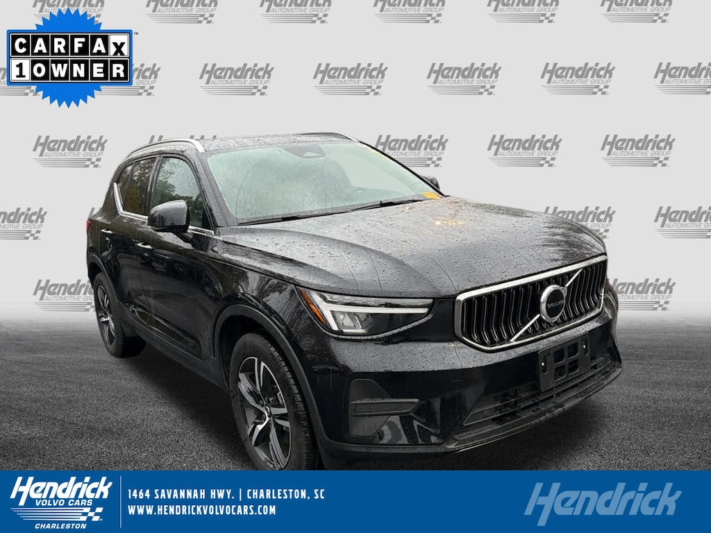Certified 2025 Volvo XC40 Core Bright Theme SUV