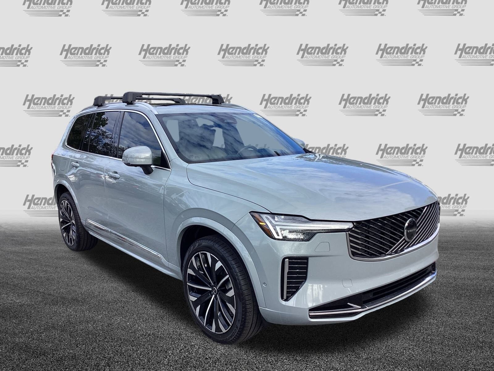 2026 Volvo XC90 Plus photo 2