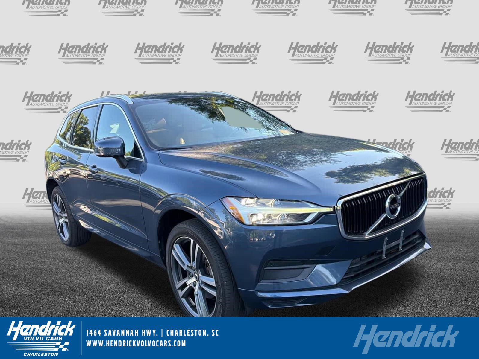 2020 Volvo XC60 T5 Momentum AWD's photo