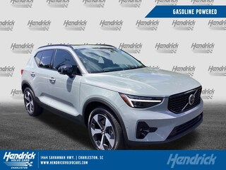 2026 Volvo XC40 B5 Plus AWD SUV