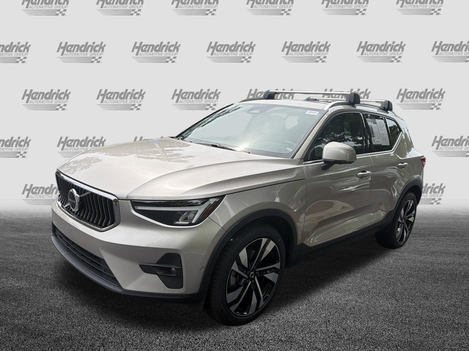 Volvo XC40 Plus Bright Theme
