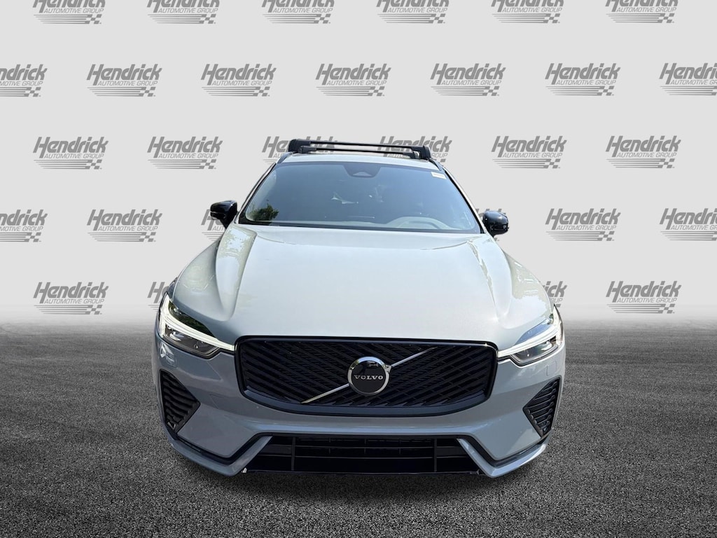 New 2026 Volvo XC60 B5 Core SUV