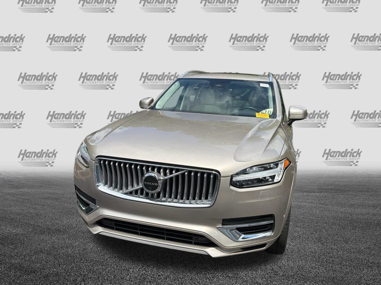 Volvo XC90 Recharge Plug-In Hybrid Plus Bright Theme