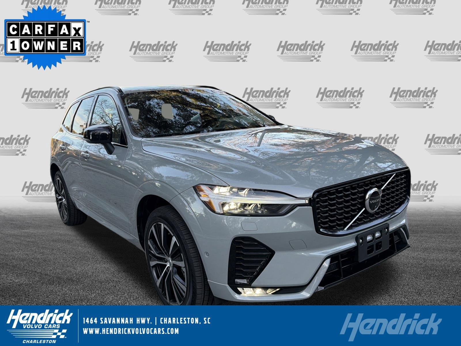 2025 Volvo XC60 Plus's photo