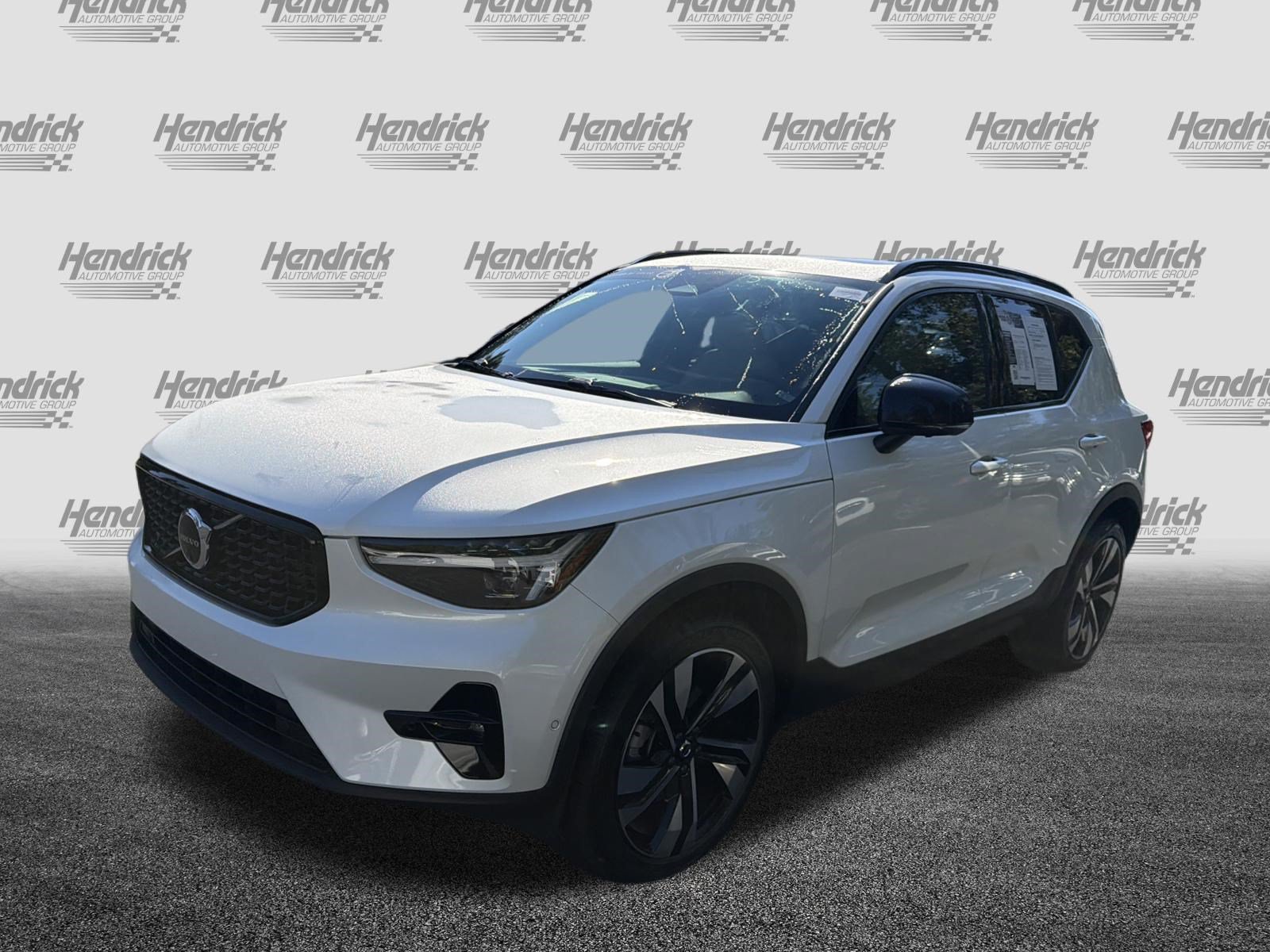 Certified 2024 Volvo XC40 Plus Dark Theme SUV