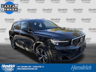 2025 Volvo XC40