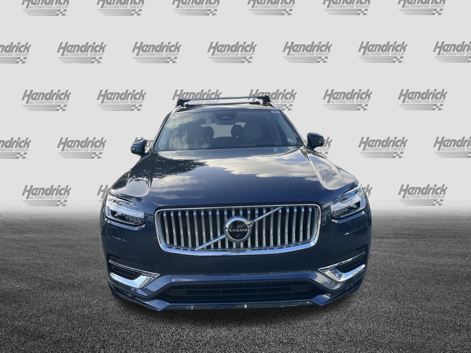 2025 Volvo XC90 photo 3