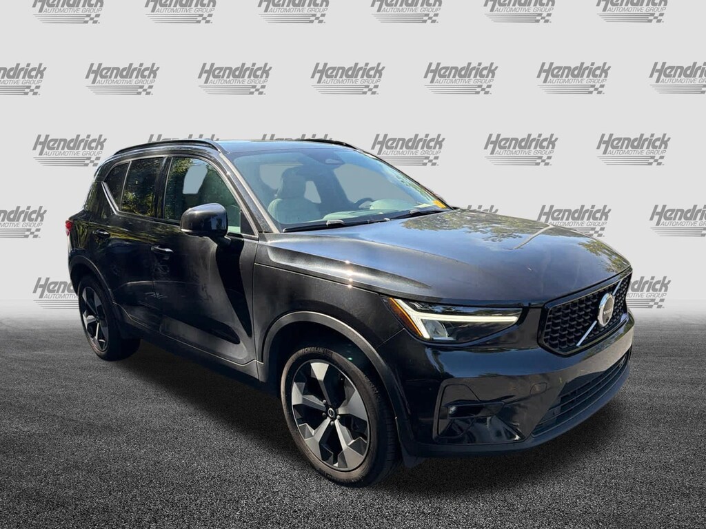 Used 2025 Volvo XC40 Plus Dark Theme SUV