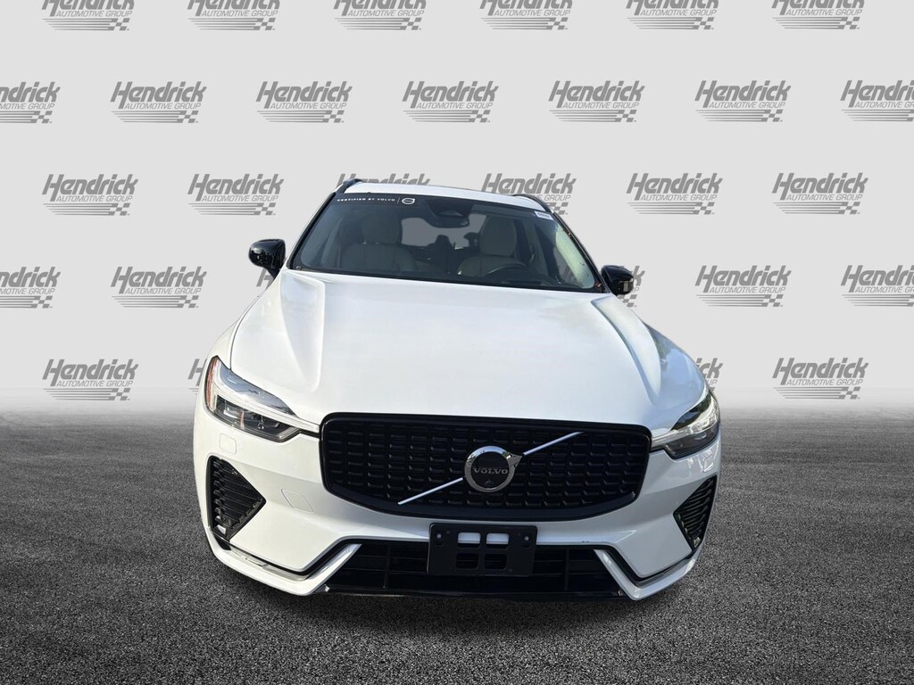 Used 2023 Volvo XC60 Ultimate Dark Theme SUV