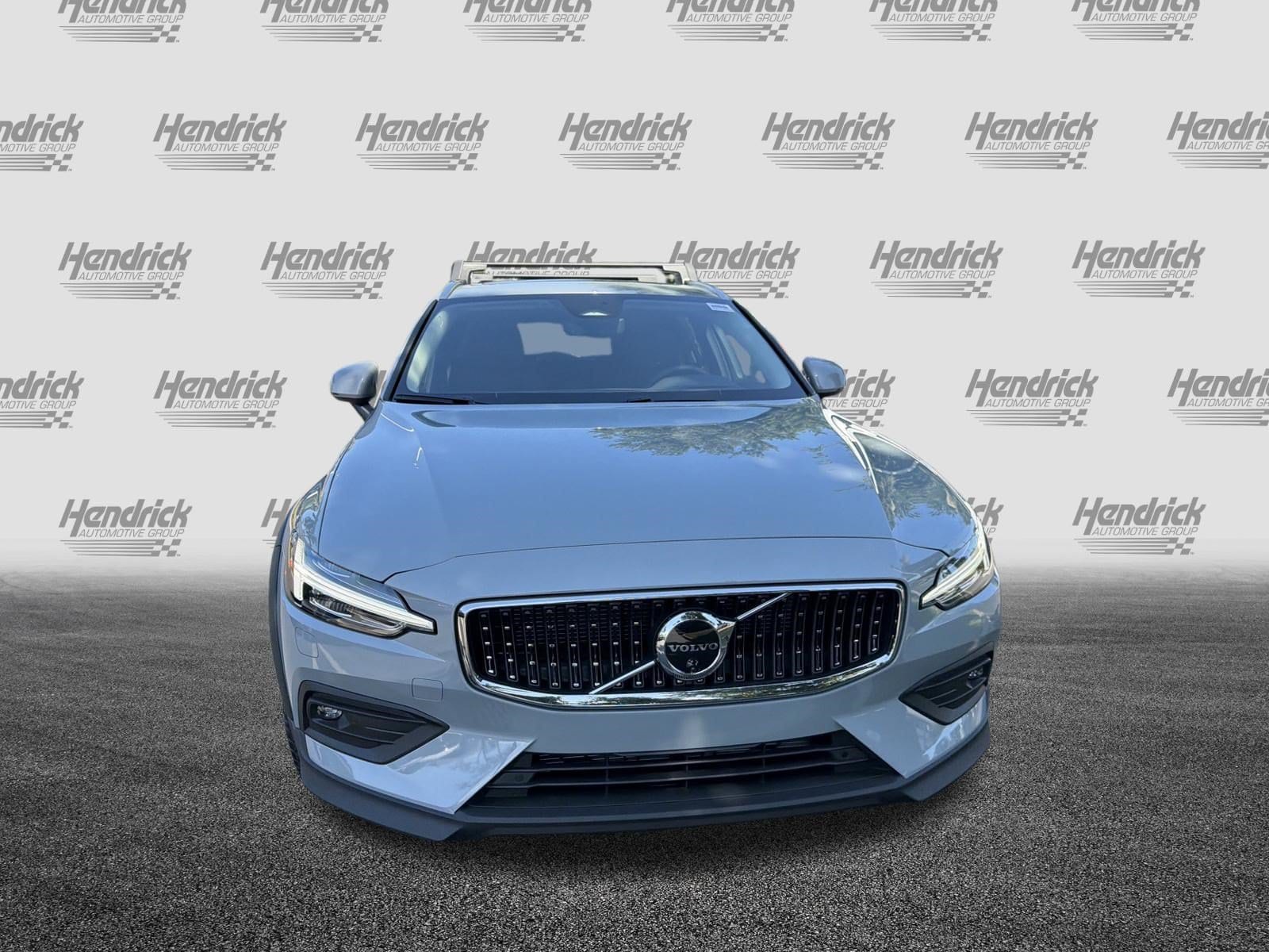 Volvo V60 Cross Country B5 Ultra