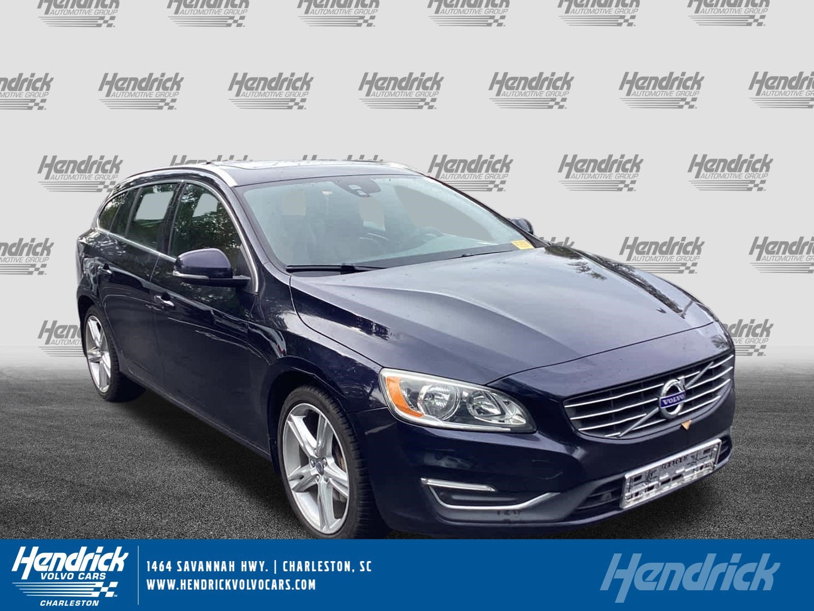 2016 Volvo V60 Premier