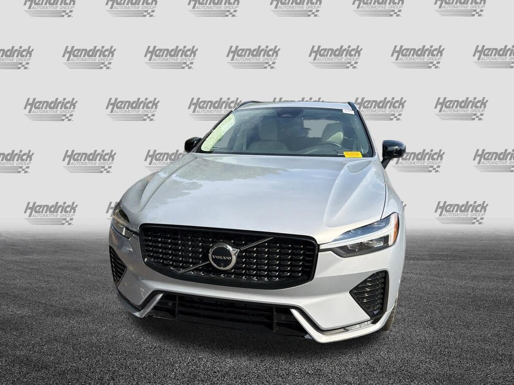 Used 2023 Volvo XC60 Plus Dark Theme SUV