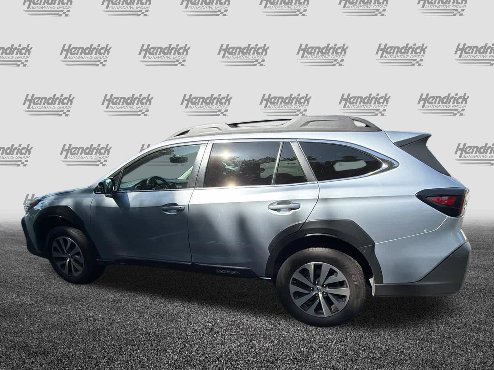 2023 Subaru Outback Premium photo 3