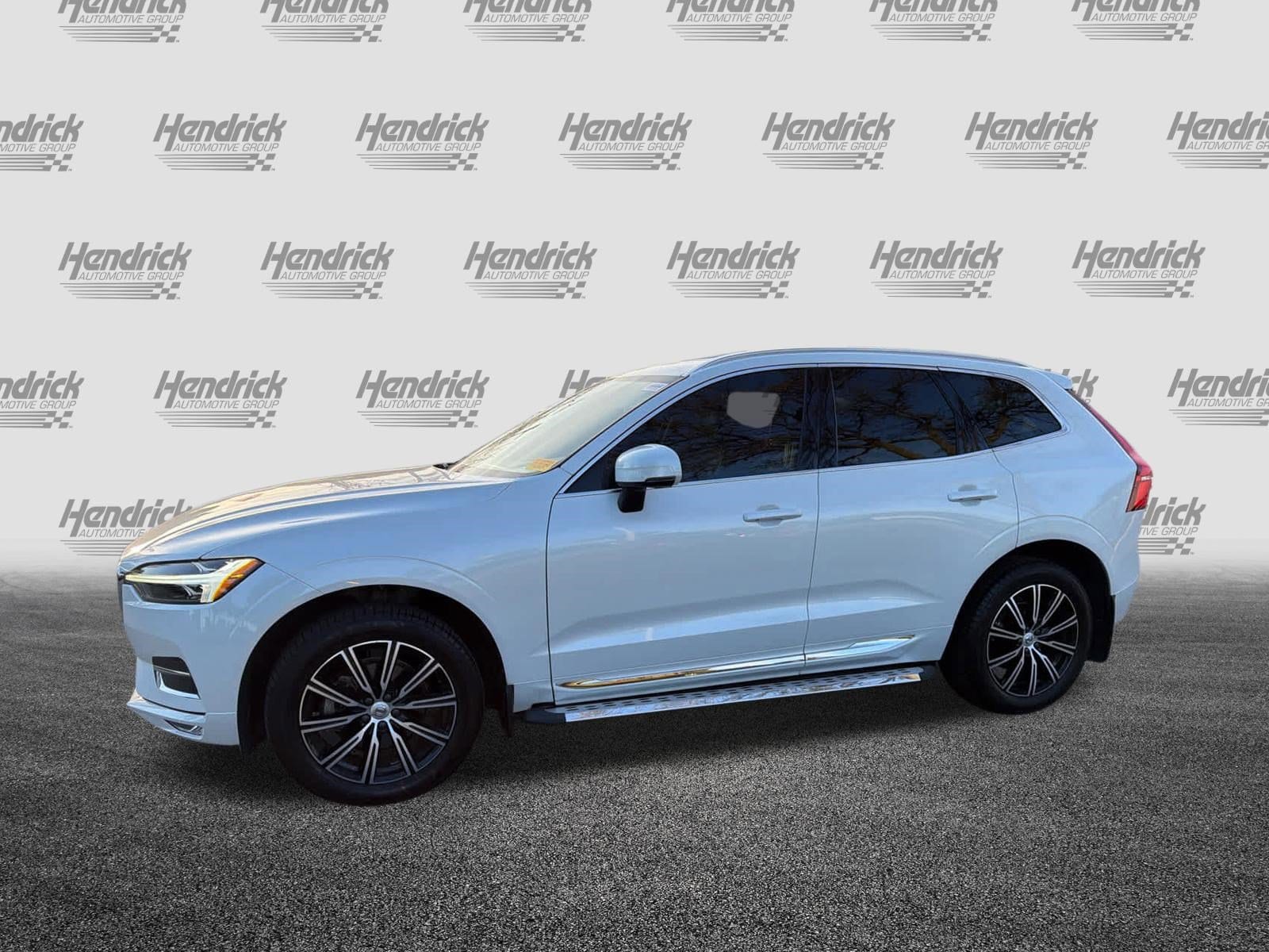 2021 Volvo XC60 Inscription photo 3