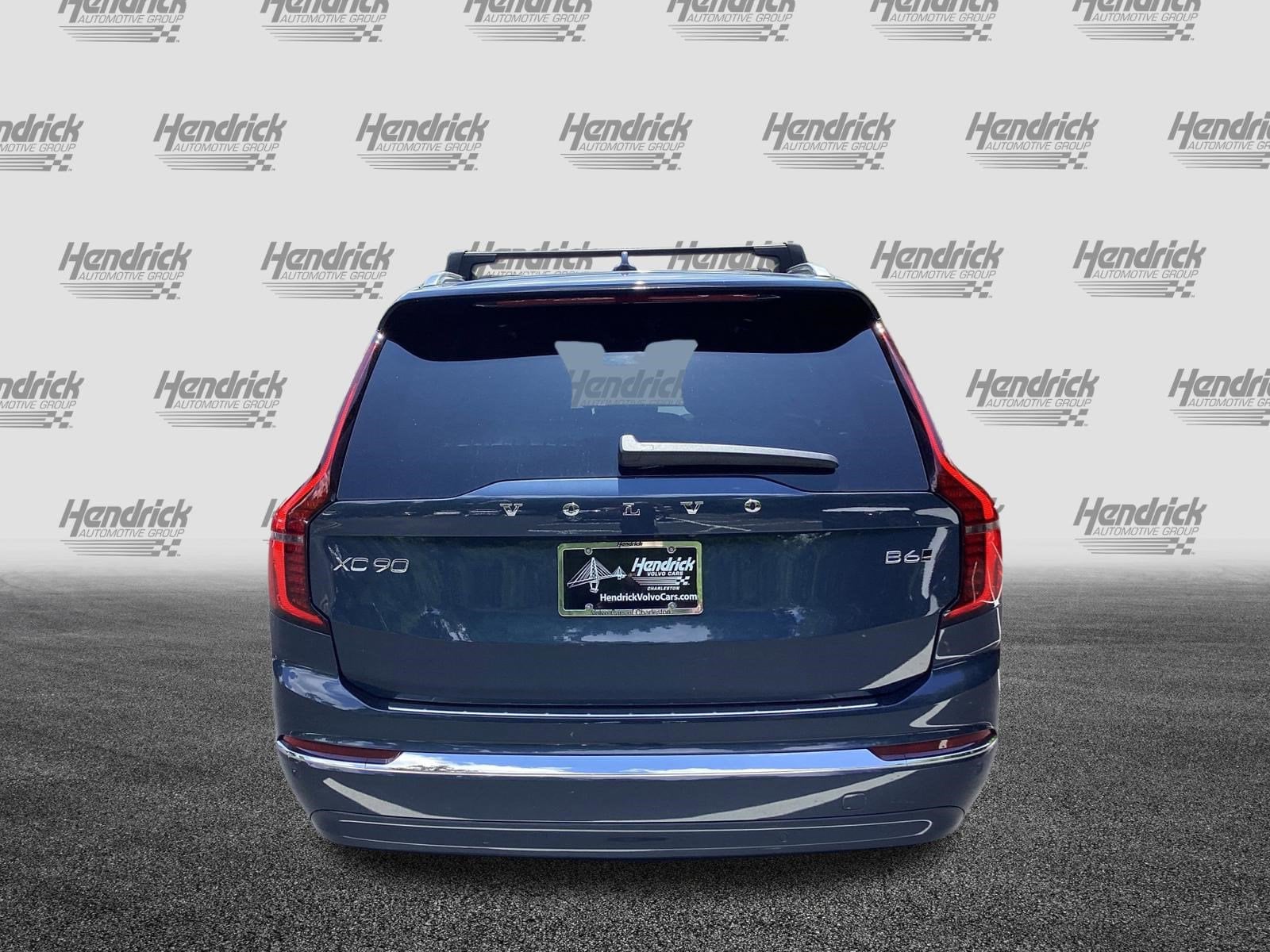 2026 Volvo XC90 Plus photo 6