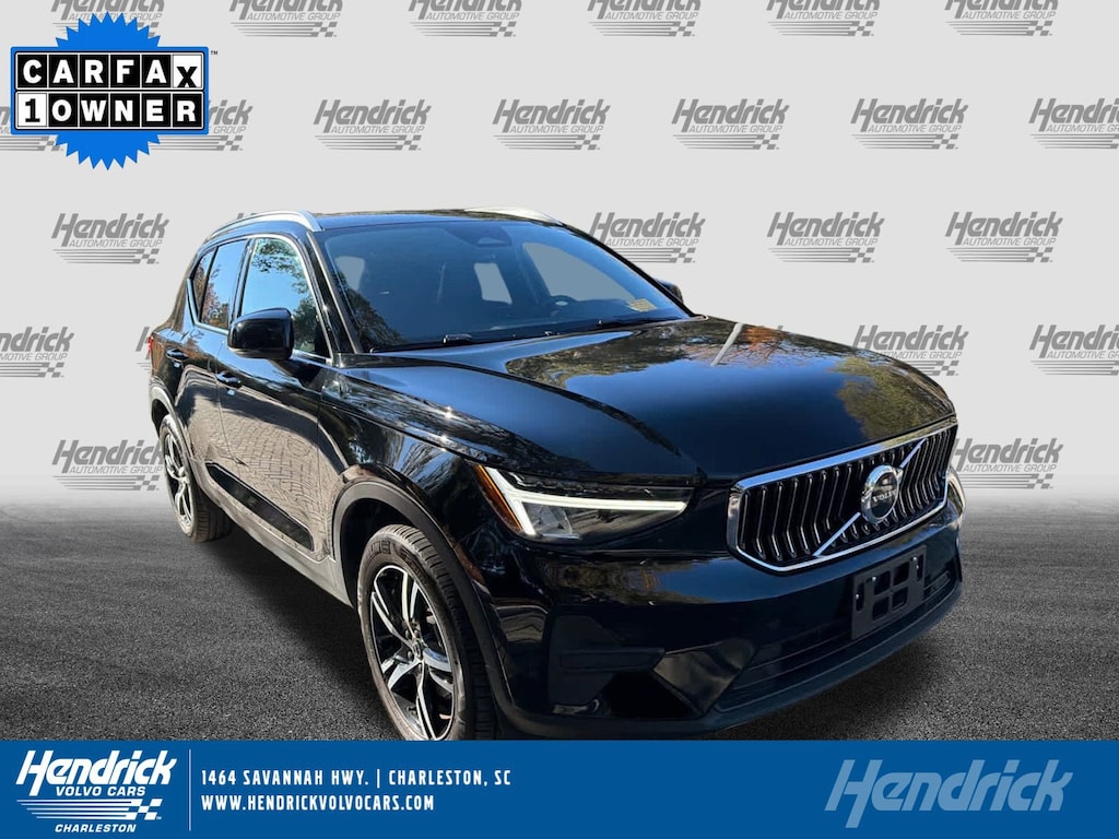 Certified 2025 Volvo XC40 Plus Bright Theme SUV