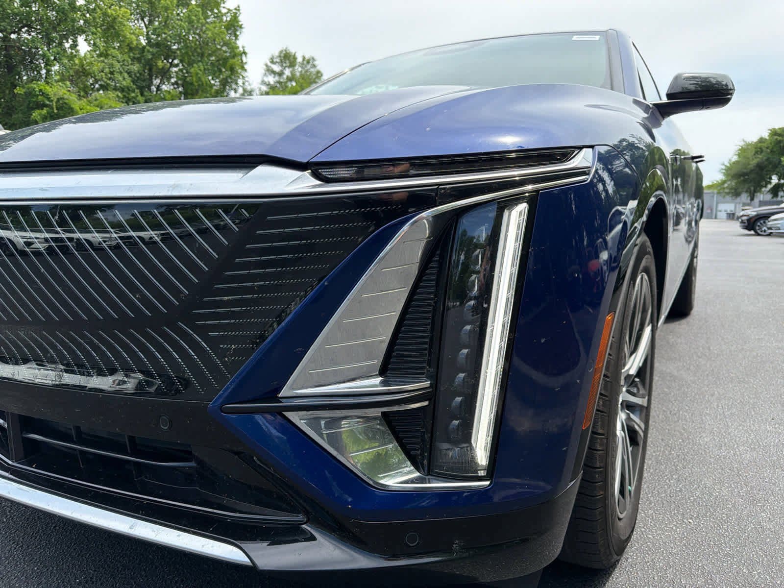 2024 CADILLAC Lyriq Luxury photo 5