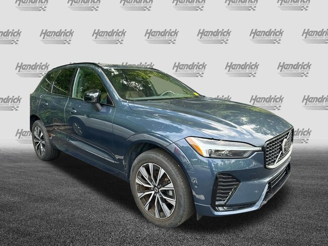 2024 Volvo XC60 Plus Dark Theme SUV