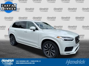 2022 Volvo XC90 Momentum SUV