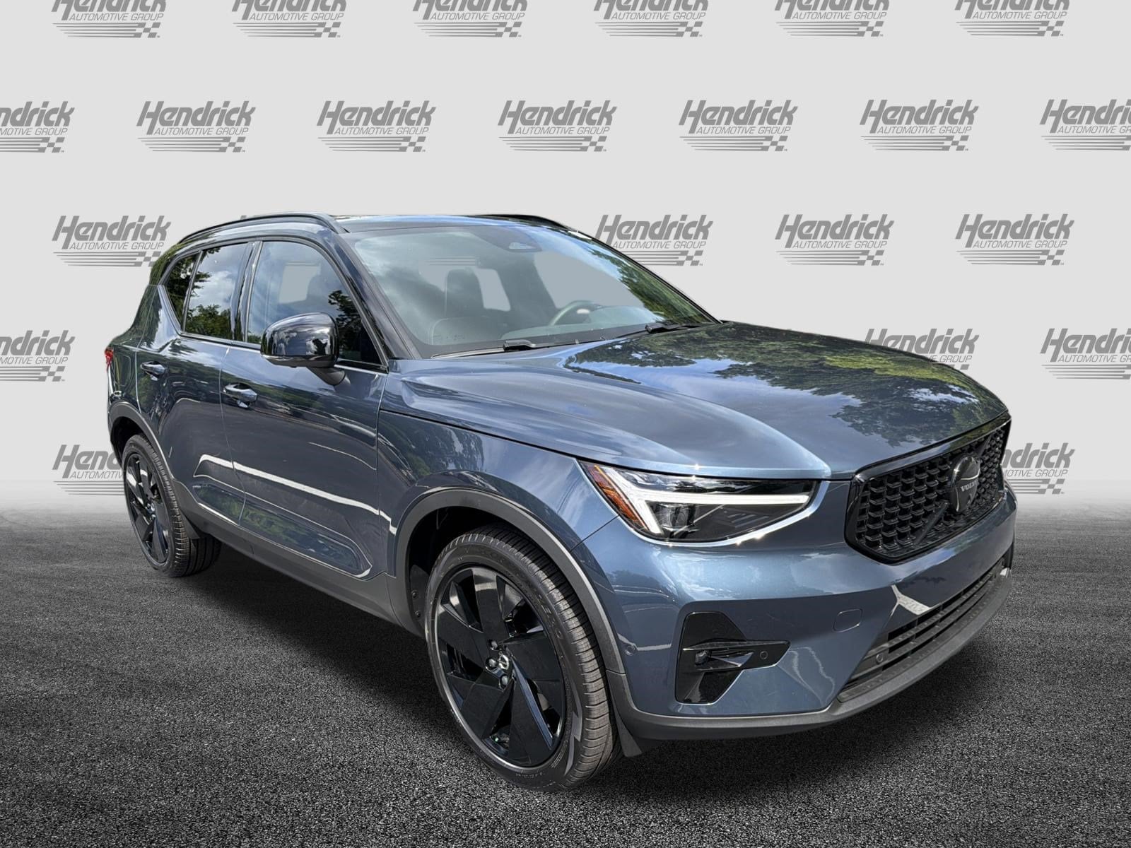 Volvo XC40 B5 Ultra Black Edition